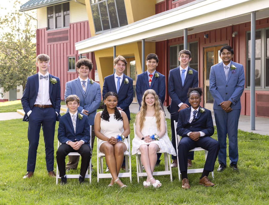 Academics-Middle-School-Group-Photo